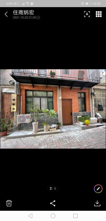 摩登旅宿 Tainan Exteriör bild